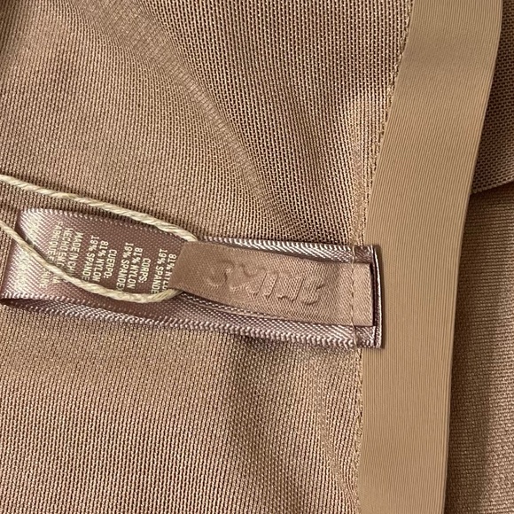 Skims Seamless Sculpt HIGH-WAISTED THONG Underwear Size 2X - Picture 5 of 11